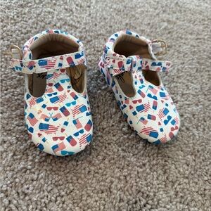 Girls Monkeyfeet USA Flag Print Shoes size 12/18 months